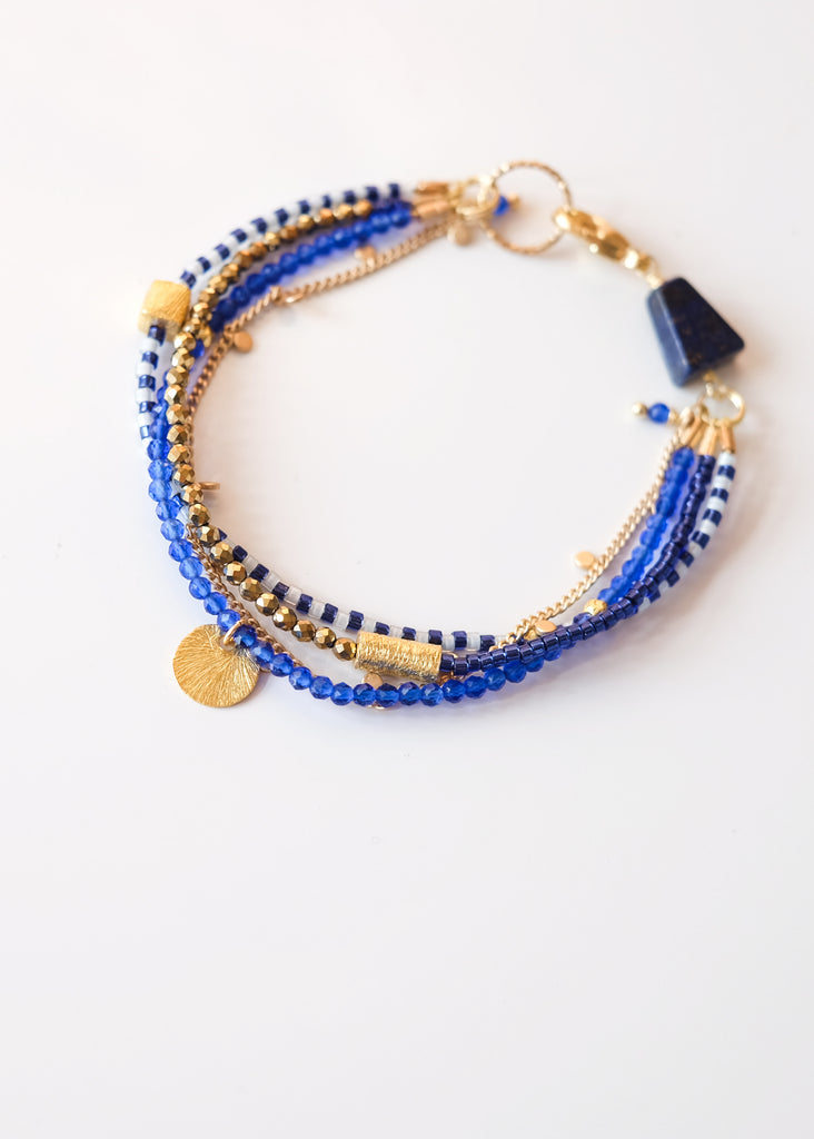 boho armband in kobaltblauw en goud