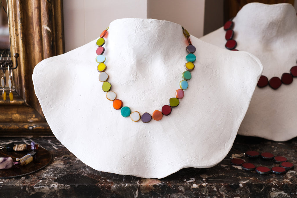 Nieuw DIY pakket: Maak een kleurrijke halsketting met glaskralen