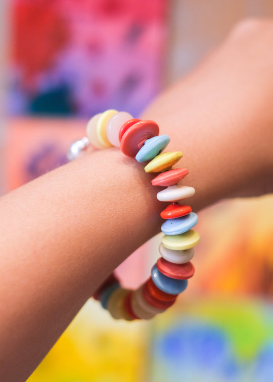 Armband met kleurrijke glaskralen