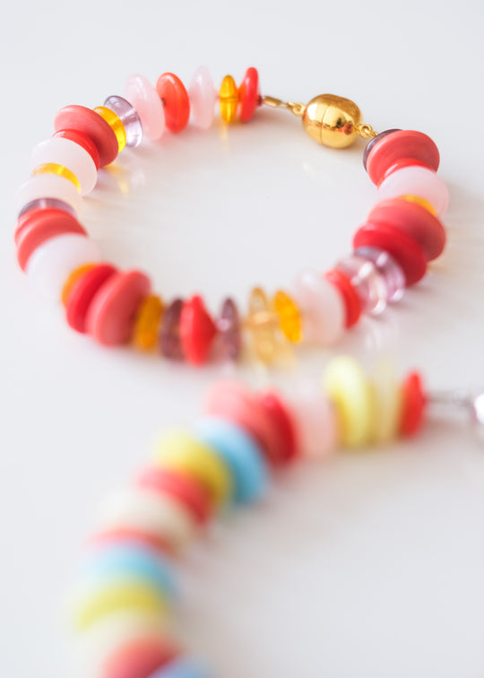 Armband met kleurrijke glaskralen, warm