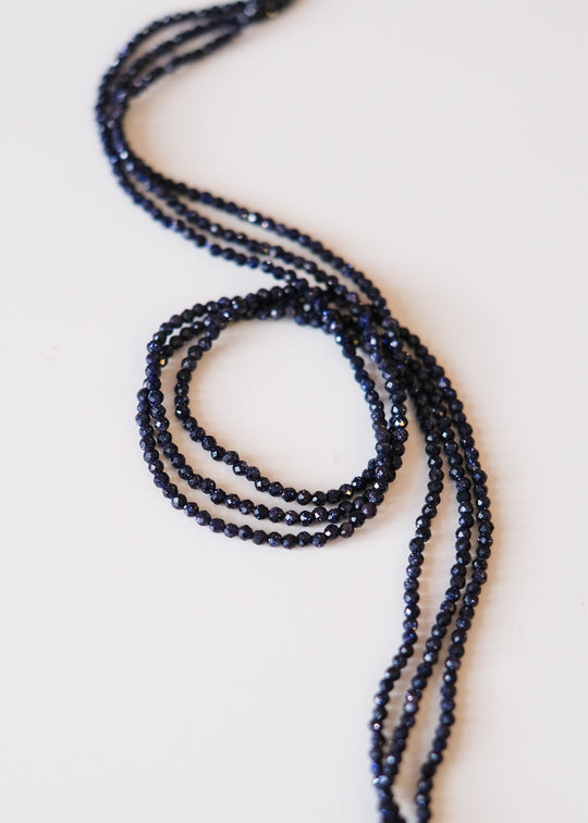 Snoer blauwe goudsteen