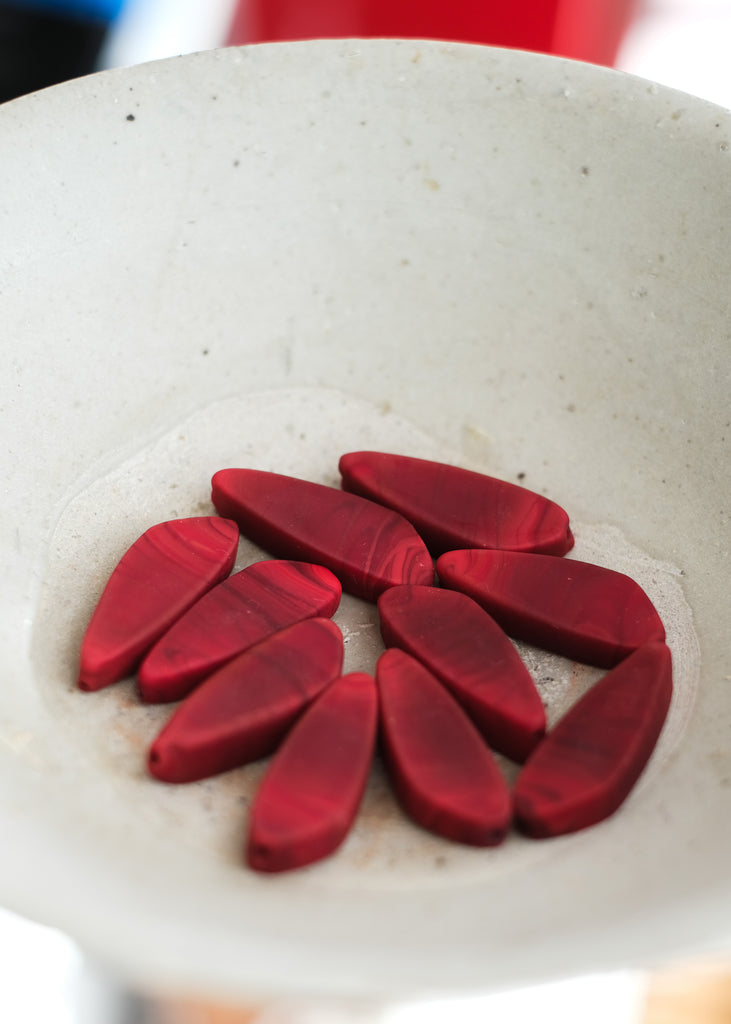 donkerrode muranoglas druppel