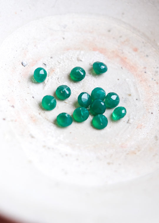 Briolette onion groene onyx