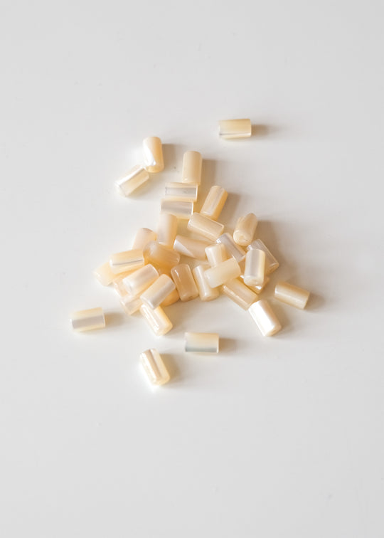 Nacre buisje, naturel beige