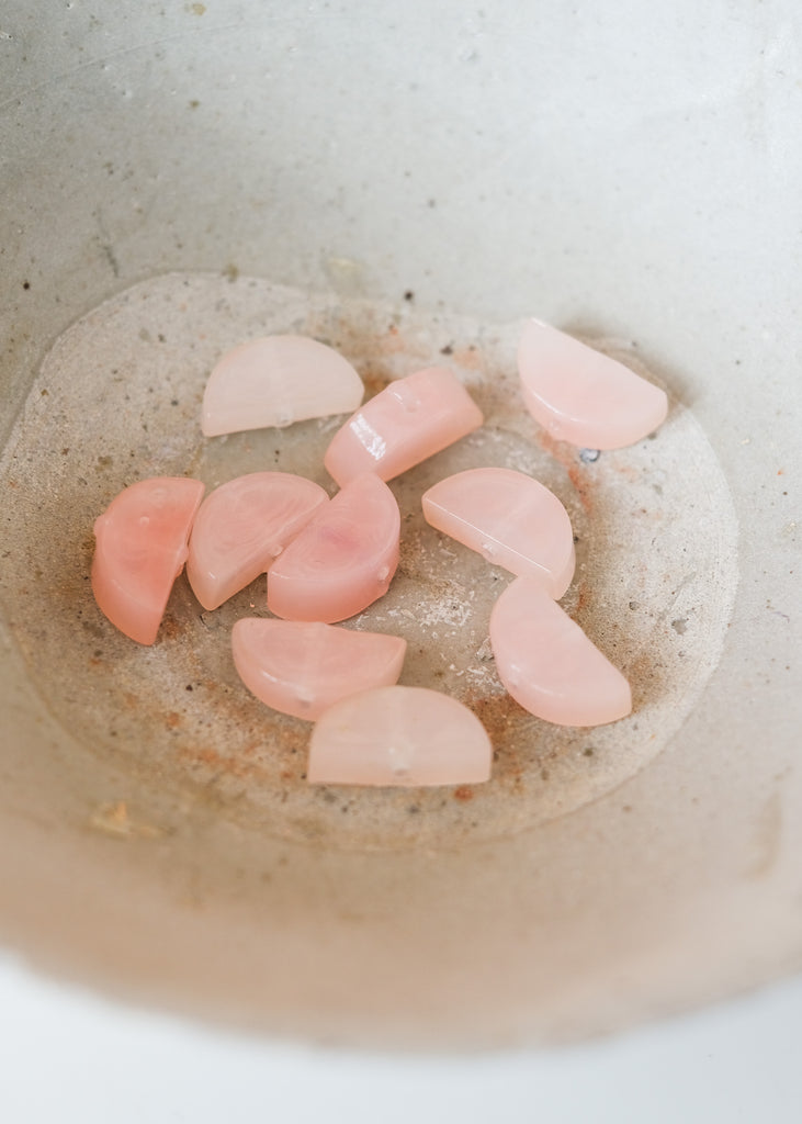 roze muranoglas kralen met opaline finish