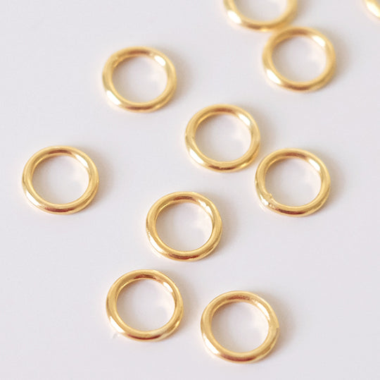 Gesloten ringetje verguld, 7 mm