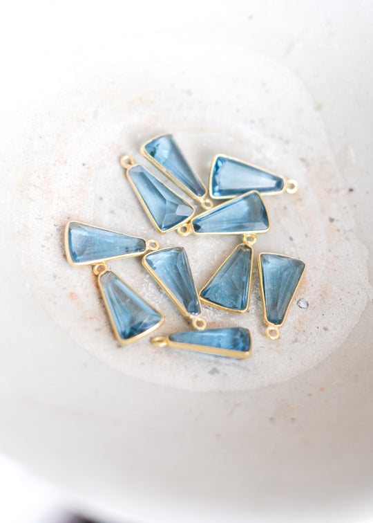 Hanger waaier london blue kwarts, verguld