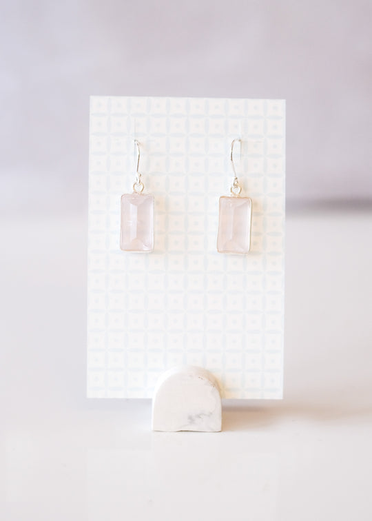 Zilveren oorhangers met rozekwarts