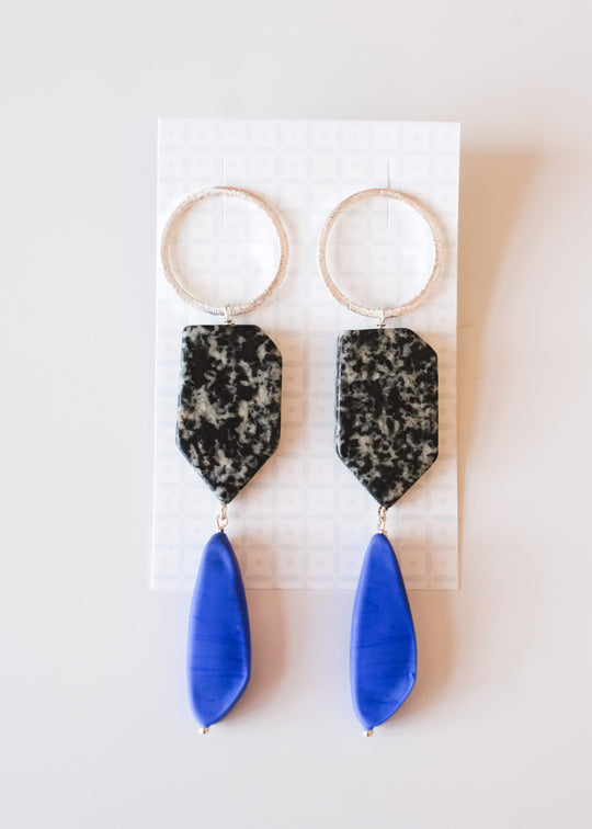 Zilveren oorstekers met Muranoglas en veldspaat