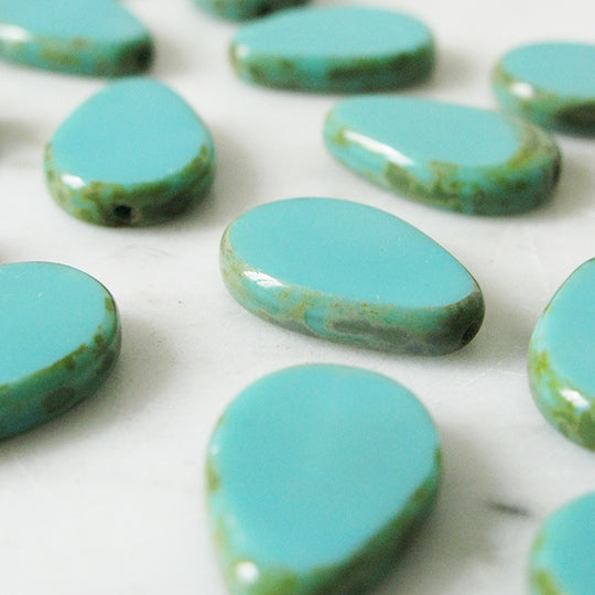 Druppel petroleumblauw