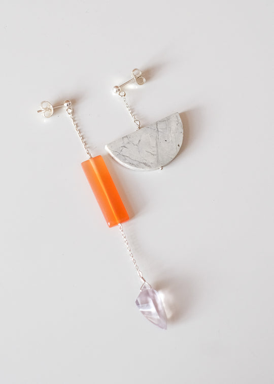 Zilveren oorbellen met sad onyx, dolomiet en amethist