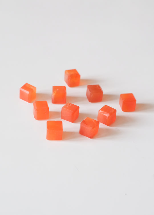 Briolette kubus, carneool