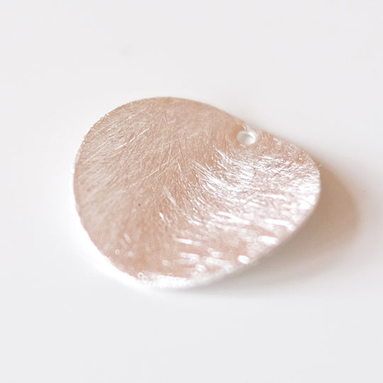 Ronde geplooide hanger, geborsteld zilver