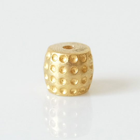 Kraal ton met reliëf verguld