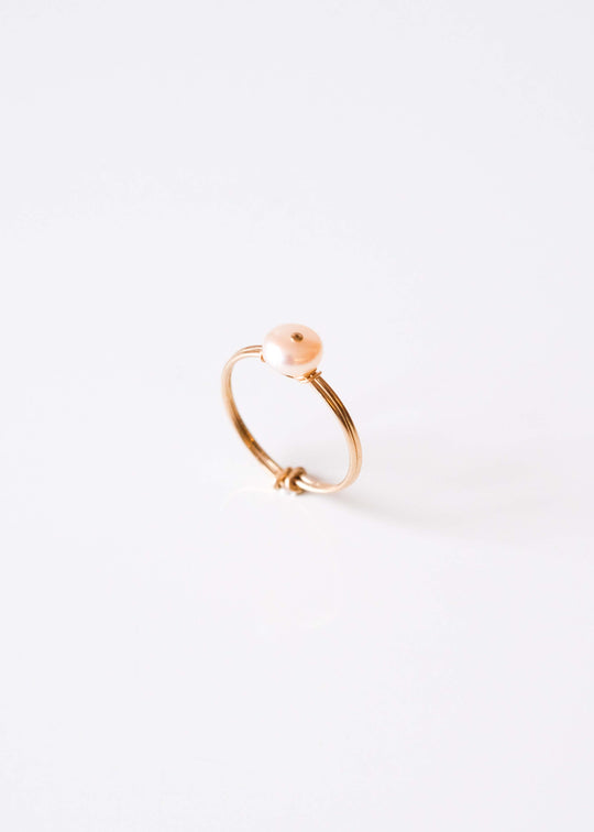Ring met zoetwaterparel