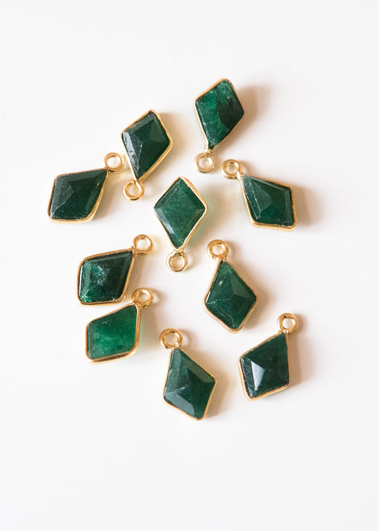 Bedel kite groene aventurijn, verguld