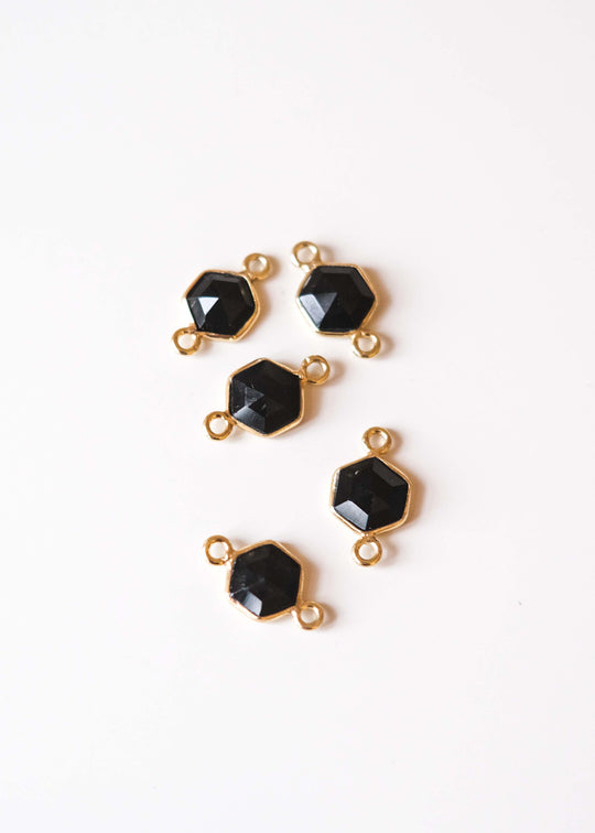 Link hexagon zwarte onyx, verguld