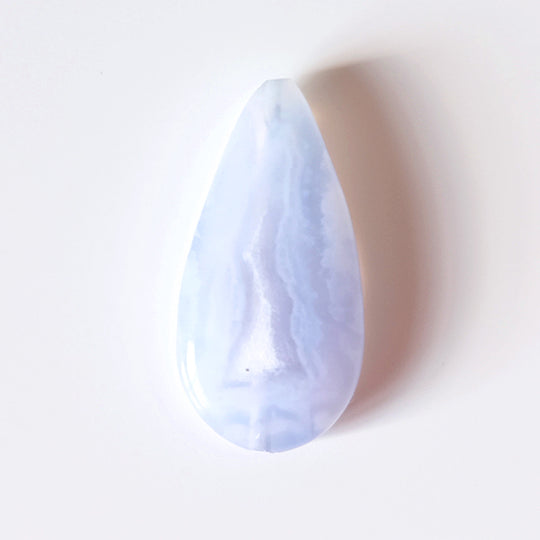 Druppels blauwe chalcedoon