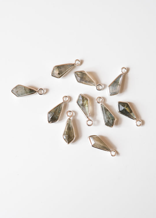 Bedel kite labradoriet, zilver