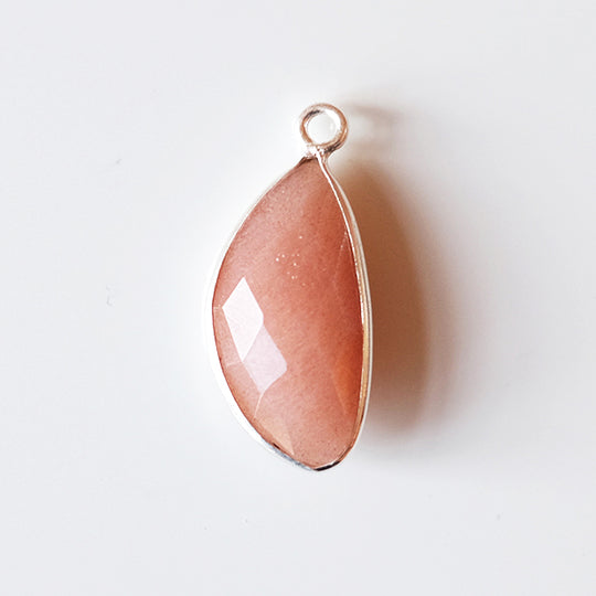 Hanger halve maan perzik maansteen, zilver