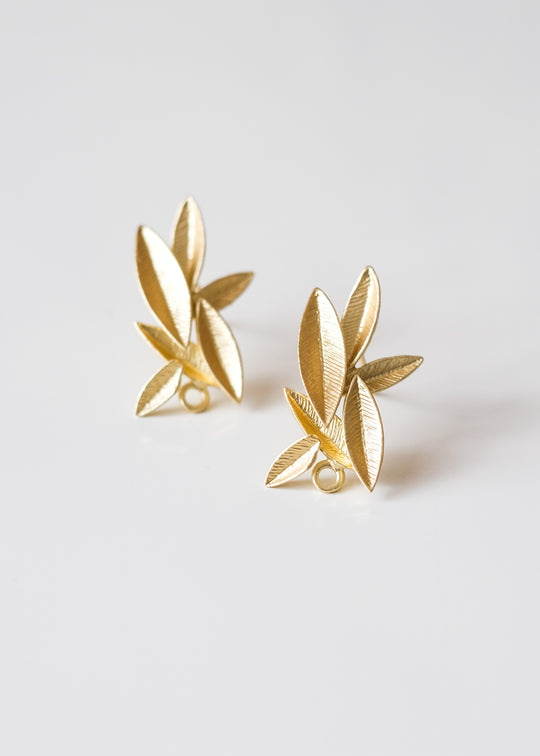 Oorsteker met blaadjes