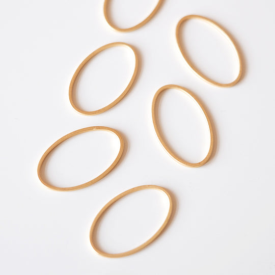 Schakel ovaal mat verguld, klein