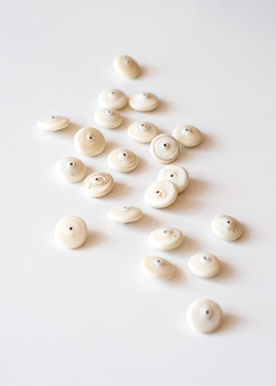 Vintage schijfje Muranoglas, crème