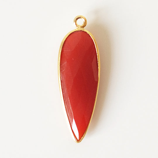 Hanger traan carneool verguld