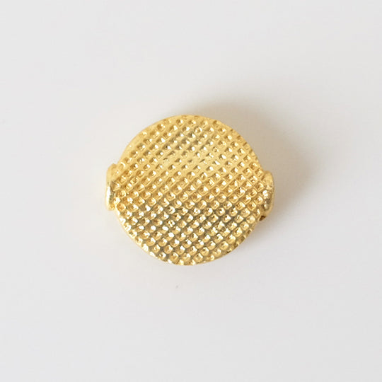 Platte kraal met reliëf verguld