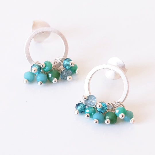 Oorstekers met mini kraaltjes