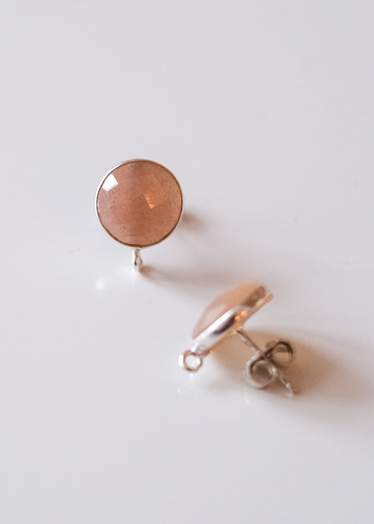 Oorsteker met maansteen, zilver